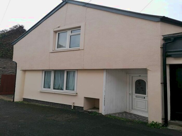 3 Bedroom Property To Rent In Grays Inn Road, Aberystwyth SY23
