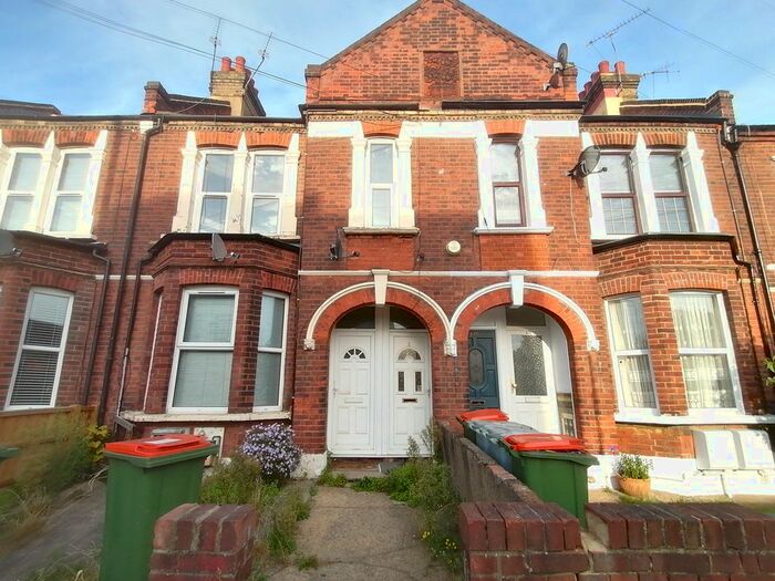 2 Bedroom Flat To Rent In Dames Road, Forest Gate, E7