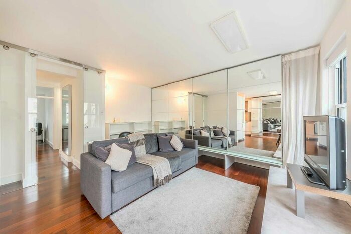 2 Bedroom Flat To Rent In Pembrdige Villas, Notting Hill, W11