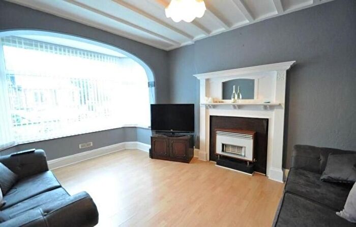 6 Bedroom Semi-Detached House To Rent In Nottingham, Wollaton, Nottinghamshire, NG7