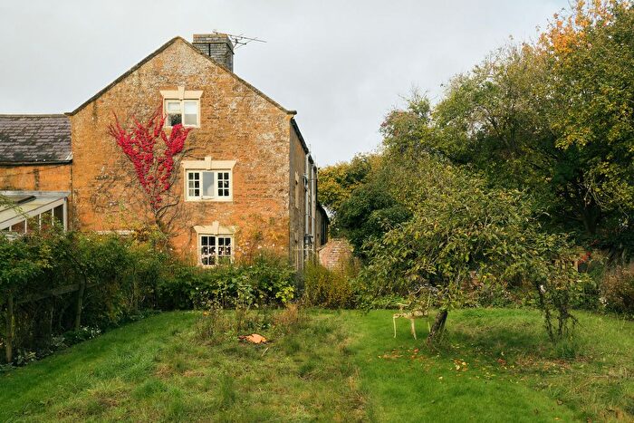 8 Bedroom Detached House For Sale In Valley Farm, Radway, Warwick, CV35