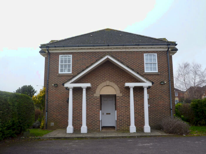 Studio To Rent In Skelton Close, LU3