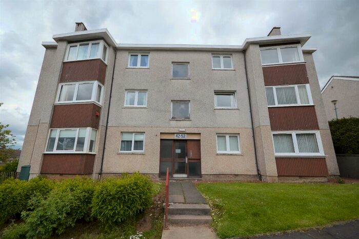 2 Bedroom Flat To Rent In Markethill Road, Village, East Kilbride, South Lanarkshire, G74