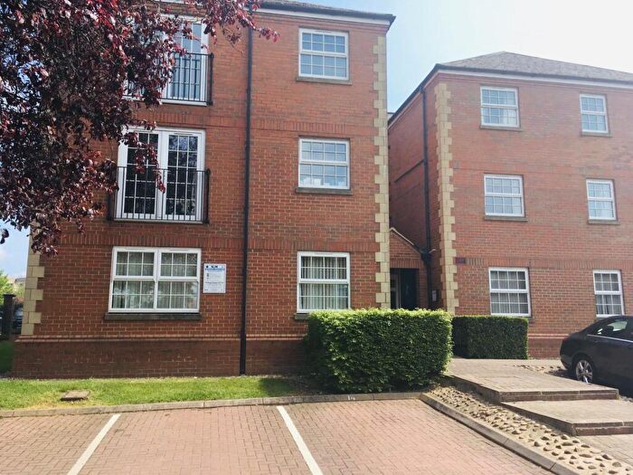 2 Bedroom Property To Rent In Latymer Court, Northamptonshire, NN1