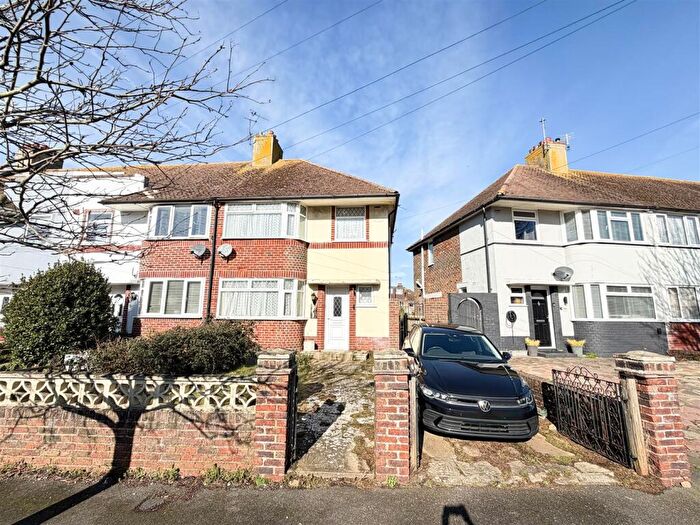 3 Bedroom End Of Terrace House For Sale In Queens Crescent, Eastbourne, BN23