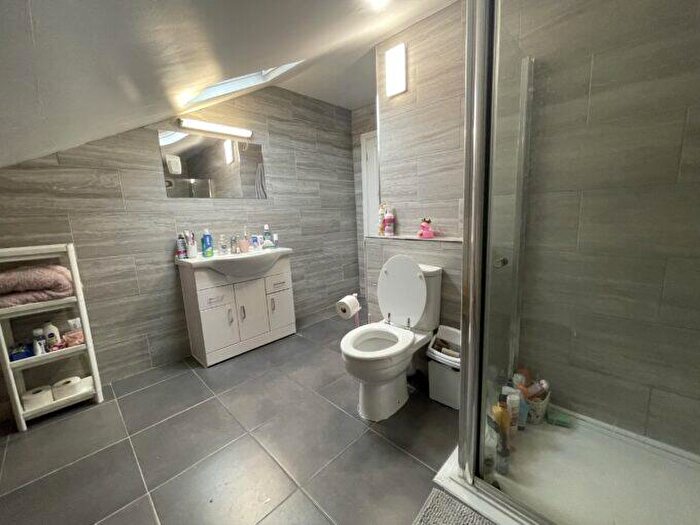 3 Bedroom Terraced House To Rent In Three Bedrooms - Carholme Road - Student Let, LN1