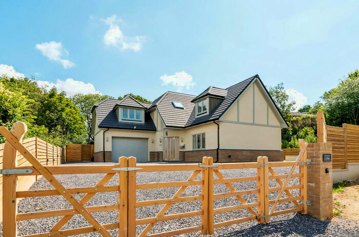 3 Bedroom Detached House To Rent In Riverside Avenue, Fareham, Hampshire, PO16