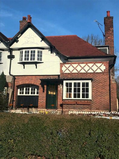 3 Bedroom Semi-Detached House To Rent In Greenbank, Wirral, Merseyside, CH63