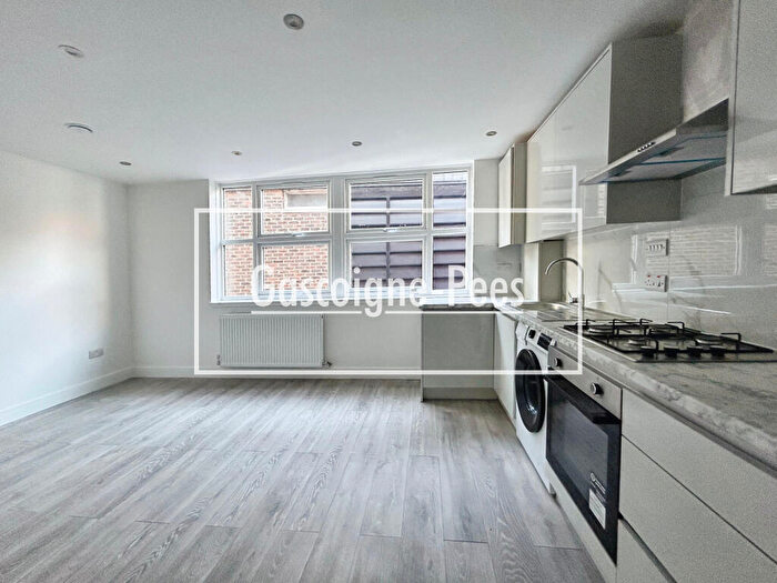 2 Bedroom Apartment To Rent In Festival Place, Basinsgtoke, RG21