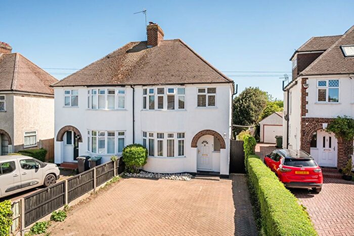 3 Bedroom Semi-Detached House For Sale In House Lane, Arlesey, SG15