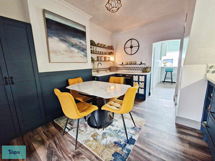 2 Bedroom Terraced House For Sale In Portland Street, Rawcliffe Bridge, Goole, DN14