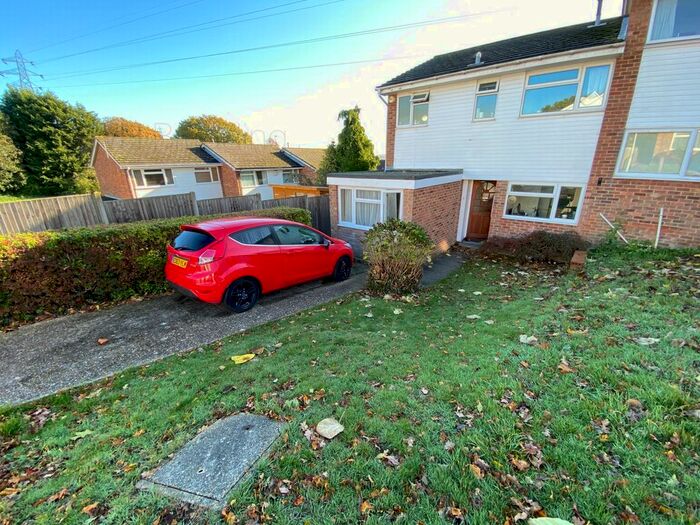 4 Bedroom Semi-Detached House To Rent In Westerham Close, Canterbury, CT2