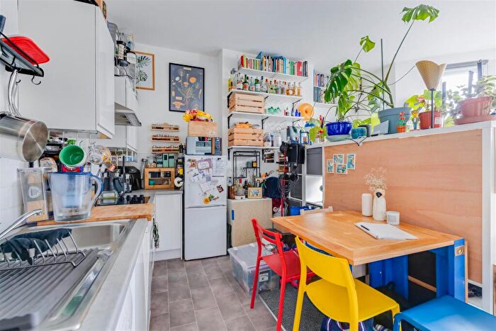 1 Bedroom House To Rent In Richmond Road, Roath, CF24