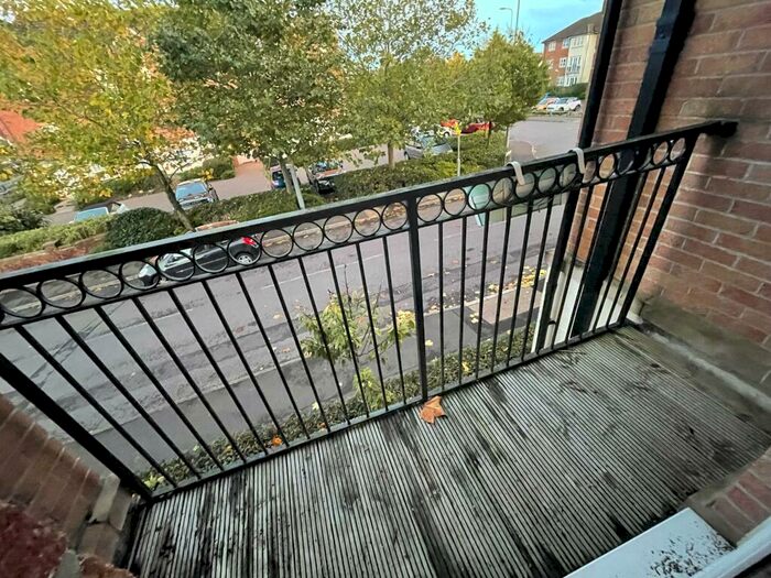 2 Bedroom Apartment To Rent In Waun Ddyfal, Cardiff, CF14