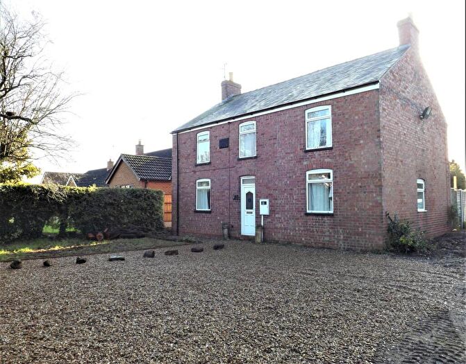 4 Bedroom Detached House For Sale In Roman Bank, Moulton Seas End, Spalding, Lincolnshire, PE12