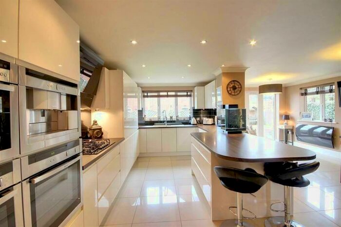 6 Bedroom House To Rent In Sykes Close, Swanland, North Ferriby, HU14