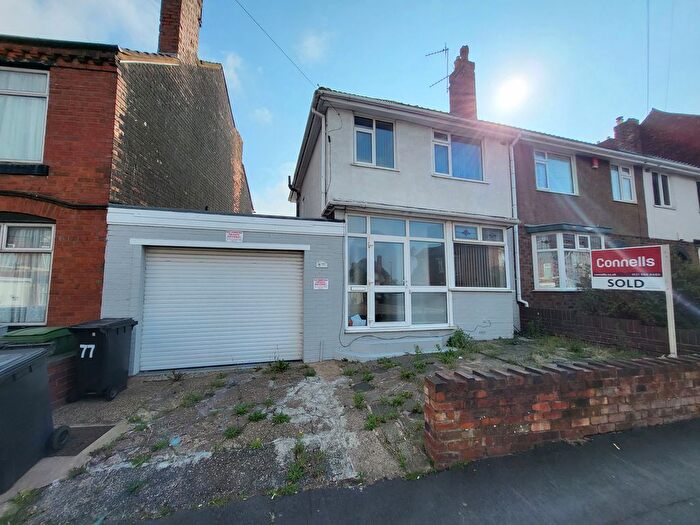 3 Bedroom Property To Rent In Nimmings Road, Halesowen, B62