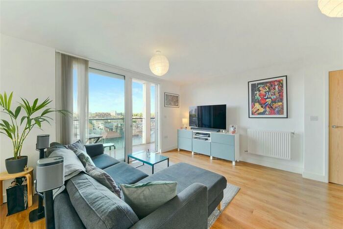 2 Bedroom Apartment To Rent In Marley House, Roseberry Place, London, E8