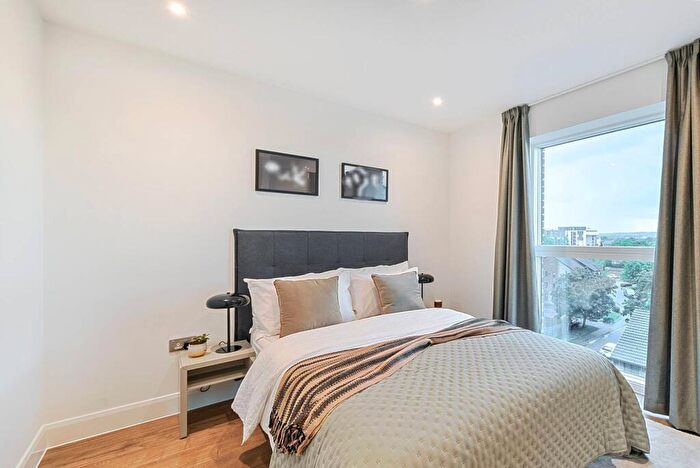 3 Bedroom Flat To Rent In Uncle Colindale, Colindale, London, NW9