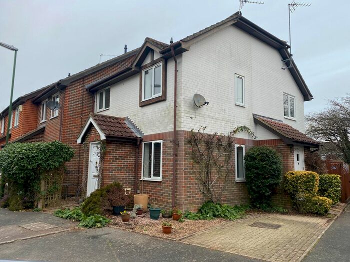 1 Bedroom Semi-Detached House To Rent In East Wick, Lindfield, Haywards Heath, RH16