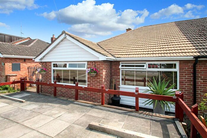 3 Bedroom Semi-Detached Bungalow For Sale In Twyford Avenue, Raunds, NN9
