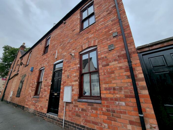 4 Bedroom Town House To Rent In A Willes Road, Leamington Spa, CV31