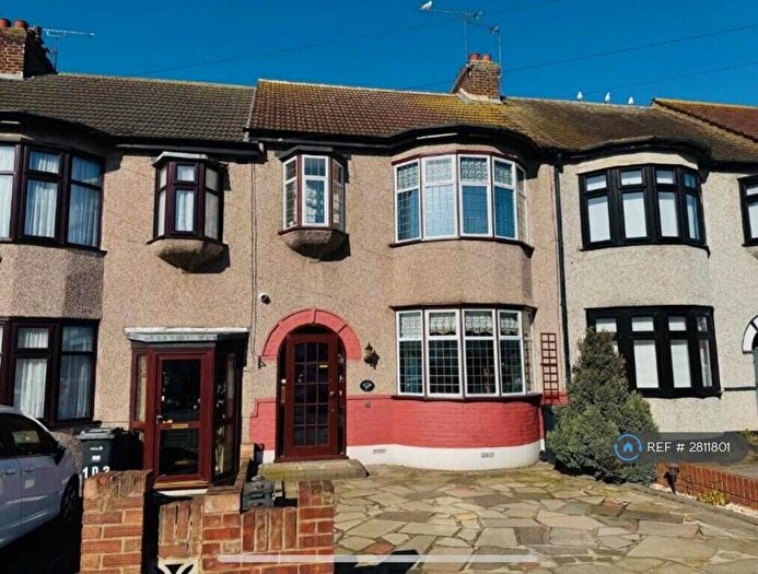 3 Bedroom Terraced House To Rent In Reynolds Avenue, Romford, RM6