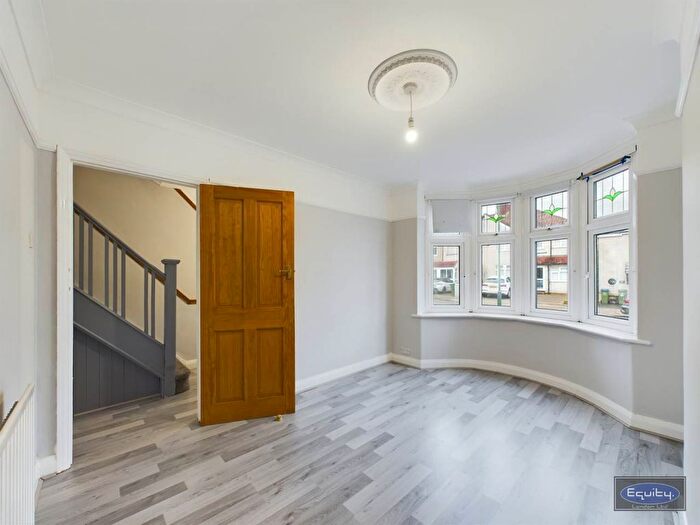 3 Bedroom Property To Rent In Westmoreland Avenue, Welling, Kent, DA16