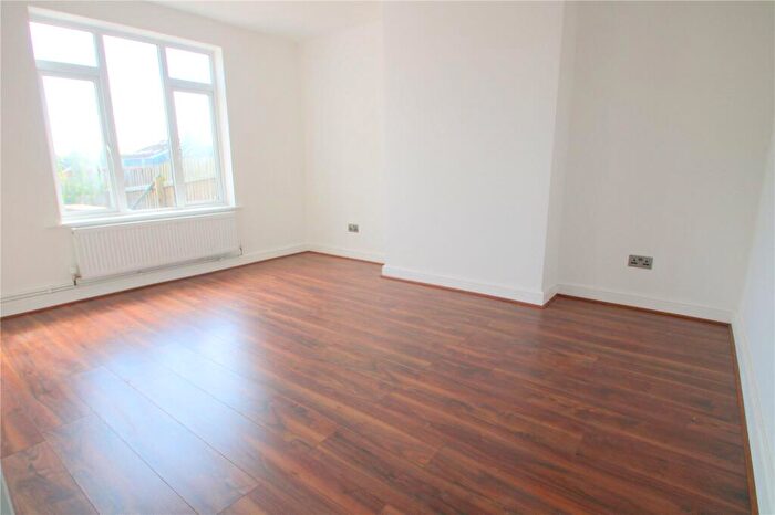 3 Bedroom Semi-Detached House To Rent In Ridgeway Lane, Whitchurch, Bristol, BS14
