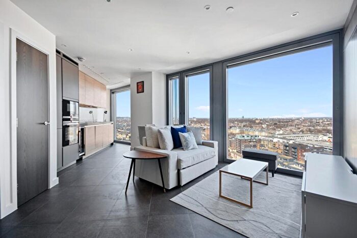 1 Bedroom Flat To Rent In City Road, Old Street, EC1V