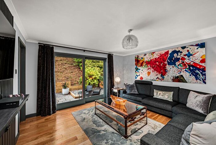 3 Bedroom Detached House For Sale In Camphill Road, Broughty Ferry, DD5