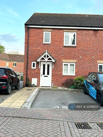 3 Bedroom End Of Terrace House To Rent In Crestwood View, Eastleigh, SO50