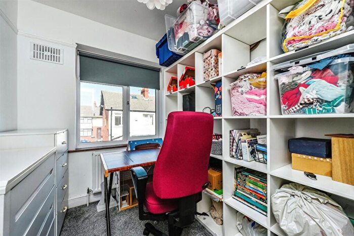 3 Bedroom End Of Terrace House For Sale In Hastings Road, Brighton-le-Sands, Liverpool, Merseyside, L22