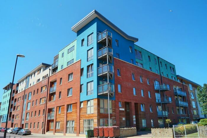 2 Bedroom Apartment To Rent In Crown & Anchor House, BS2