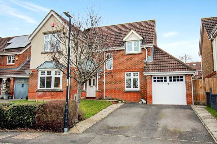 4 Bedroom Detached House For Sale In Garson Road, Swindon, Wiltshire, SN25