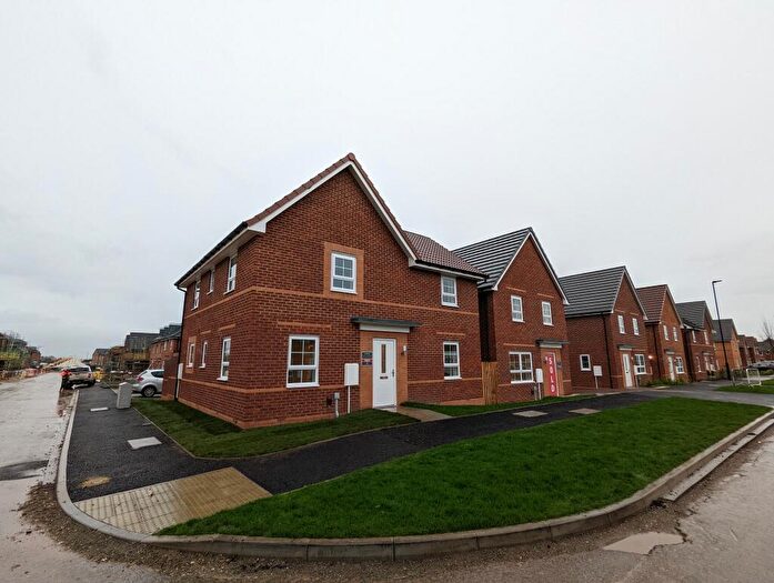 4 Bedroom House To Rent In Oxbow Drive, Doncaster, DN2