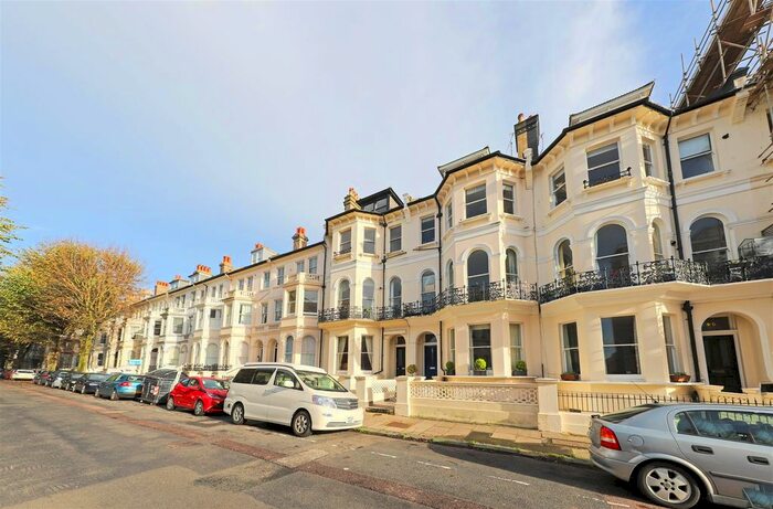 2 Bedroom Flat To Rent In St. Aubyns, Hove, BN3