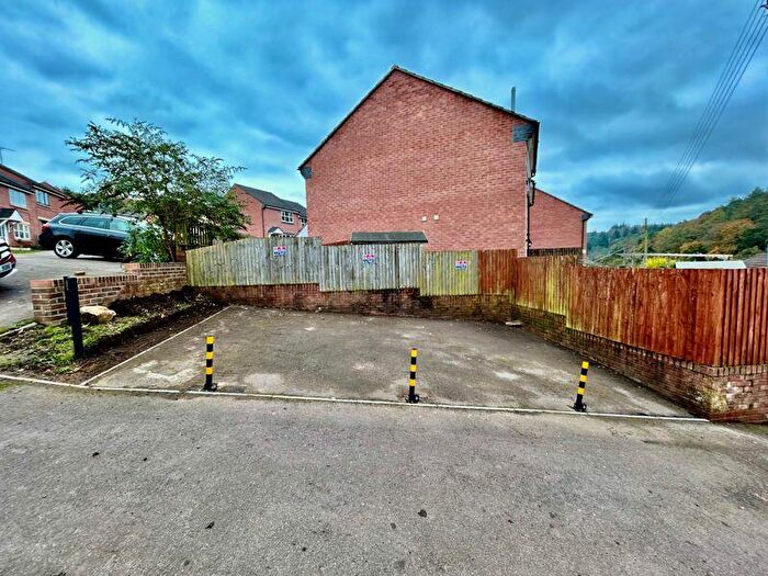 Garage / Parking For Sale In Peacock Lane, Cinderford, GL14
