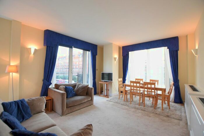 2 Bedroom Flat To Rent In Marathon House, Marylebone Road, London, NW1