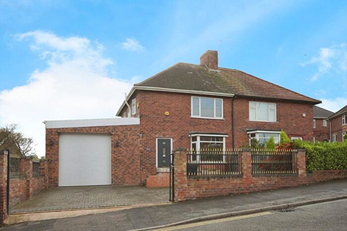 3 Bedroom Semi-Detached House For Sale In Markham Road, Duckmanton, Chesterfield, S44