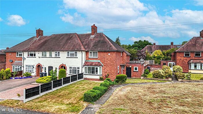 2 Bedroom End Of Terrace House For Sale In Chadwick Road, Sutton Coldfield, West Midlands, B75