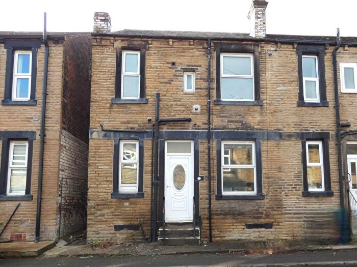 2 Bedroom Terraced House To Rent In Johnson Terrace, Morley, LS27