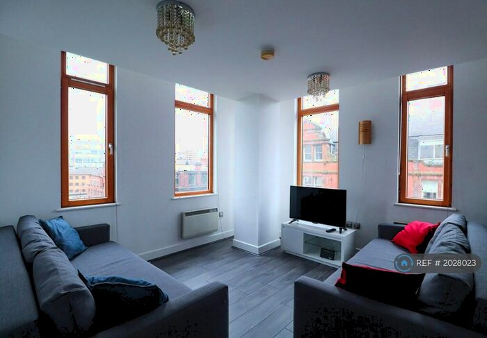 2 Bedroom Flat To Rent In Chatsworth House, Manchester, M1
