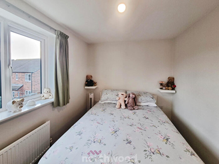 2 Bedroom Semi-Detached House For Sale In Cammidge Way, Bessacarr, Doncaster, DN4