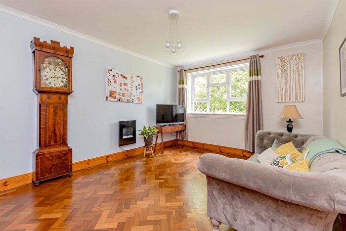 2 Bedroom Flat For Sale In Woodhall Road, Colinton, Edinburgh, EH13