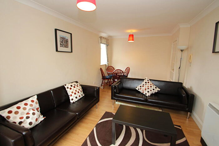 2 Bedroom Apartment To Rent In Middleton Court, Jesmond, NE2