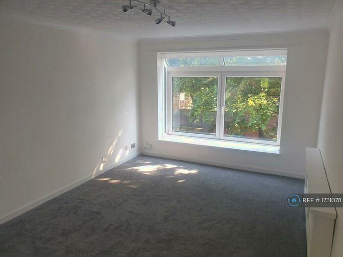2 Bedroom Flat To Rent In Alma Road, Liverpool, L17