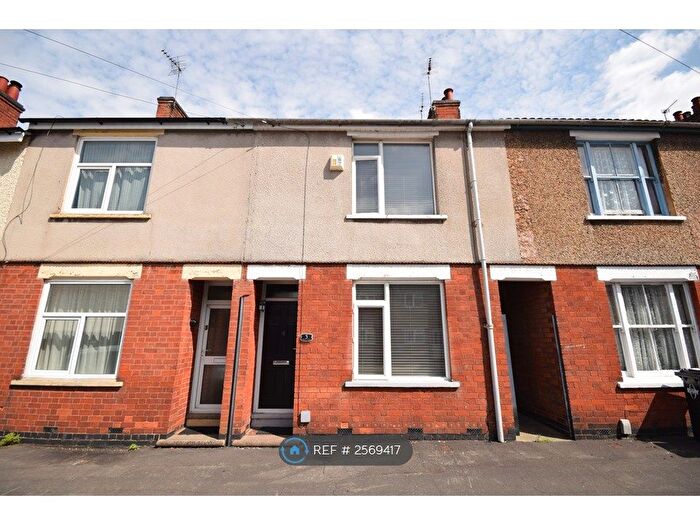 3 Bedroom Terraced House To Rent In Charles Street, Rugby, CV21