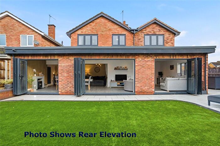 4 Bedroom Link Detached House For Sale In Stagborough Way, Stourport-on-Severn, Worcestershire, DY13