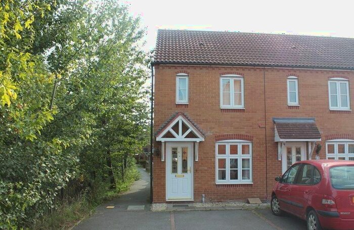 2 Bedroom End Of Terrace House To Rent In Garrington Road, Bromsgrove, B60